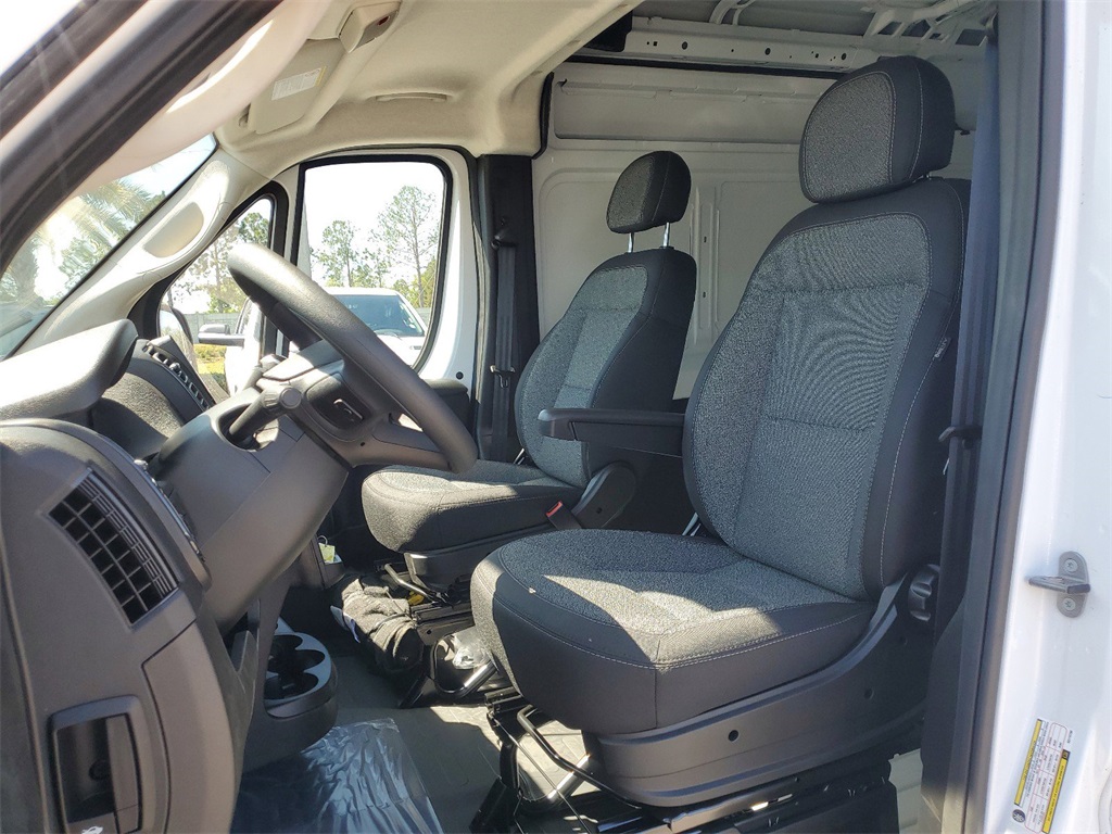 2024 Ram ProMaster 2500 High Roof 19