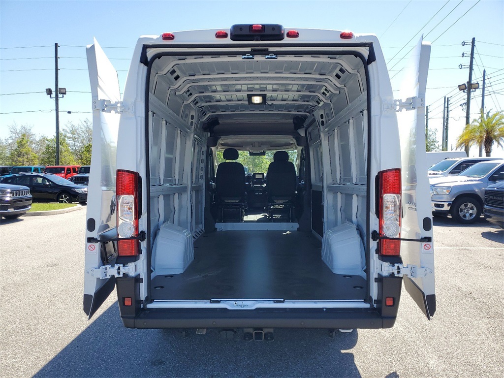 2024 Ram ProMaster 3500 High Roof 10