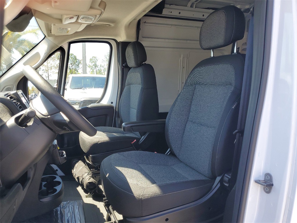 2024 Ram ProMaster 3500 High Roof 19