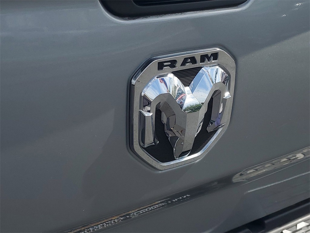 2024 Ram 3500 Big Horn 9