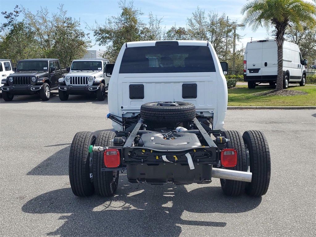 2024 Ram 3500 Tradesman 7