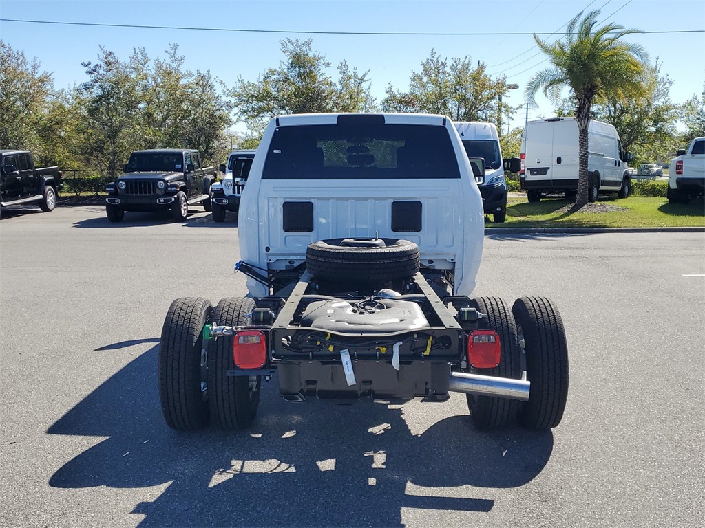 2024 Ram 3500 Tradesman 7