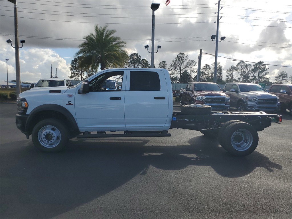 2024 Ram 5500HD Tradesman 4