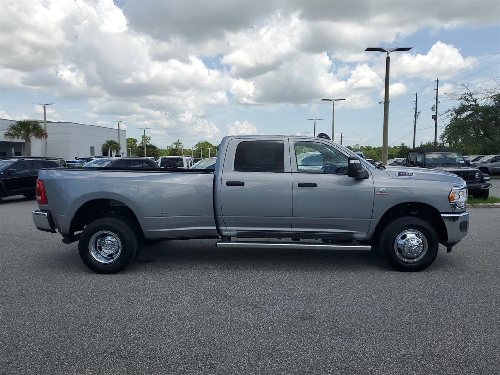 2024 Ram 3500 Tradesman 10