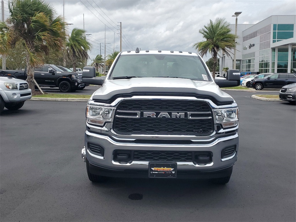 2024 Ram 3500 Tradesman 2