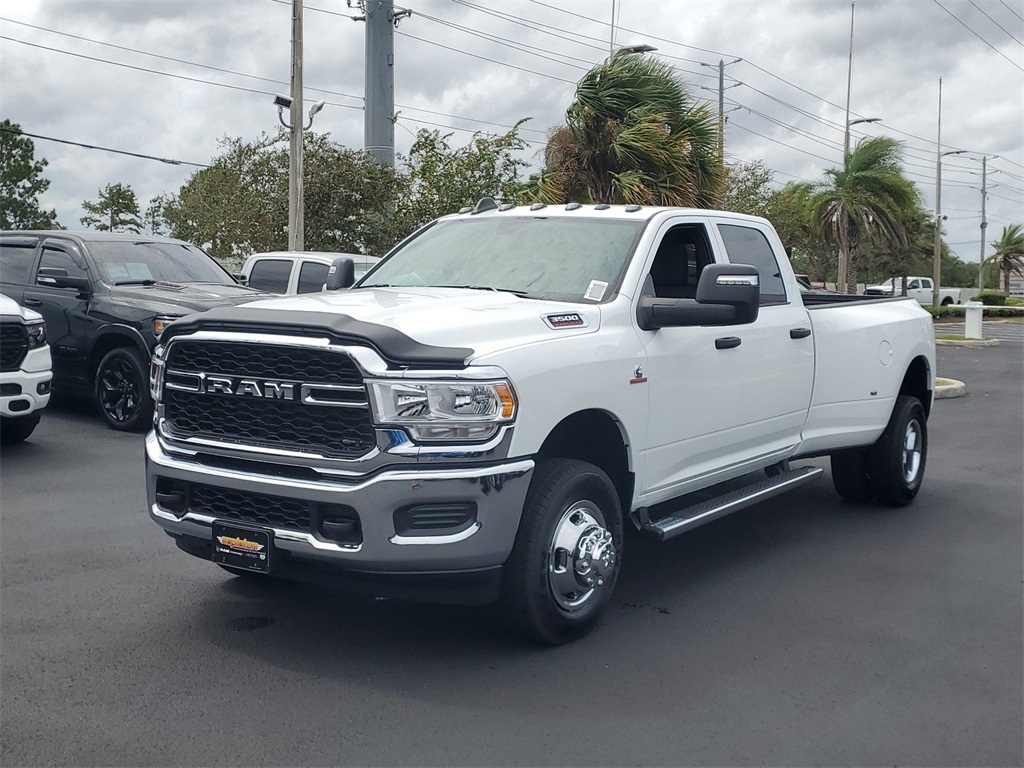 2024 Ram 3500 Tradesman 3