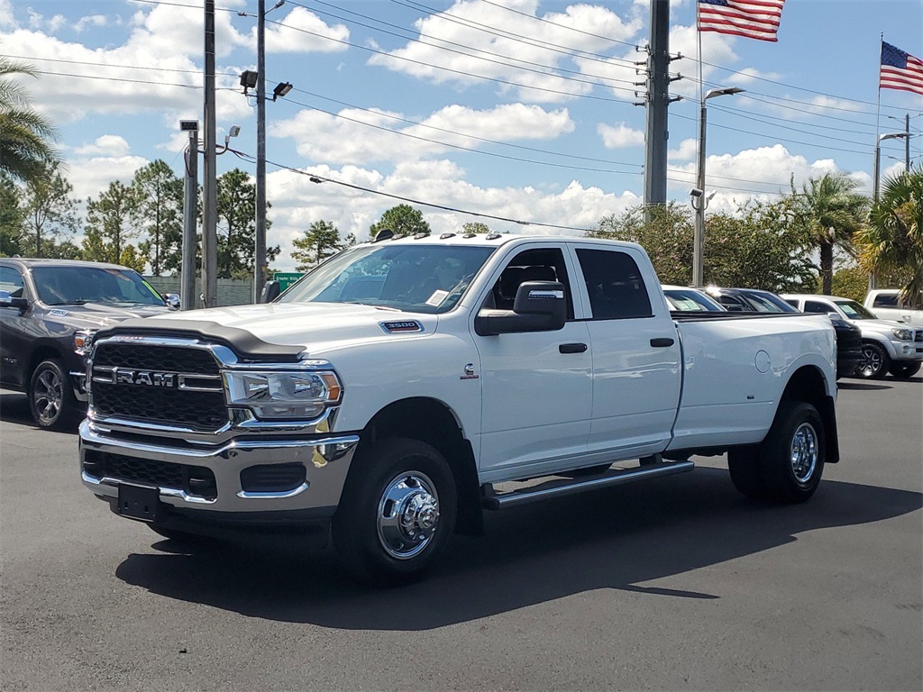 2024 Ram 3500 Tradesman 3