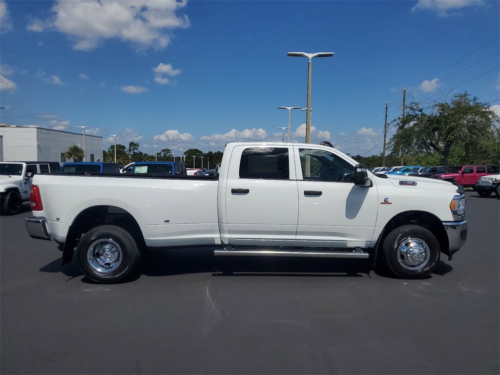 2024 Ram 3500 Tradesman 10