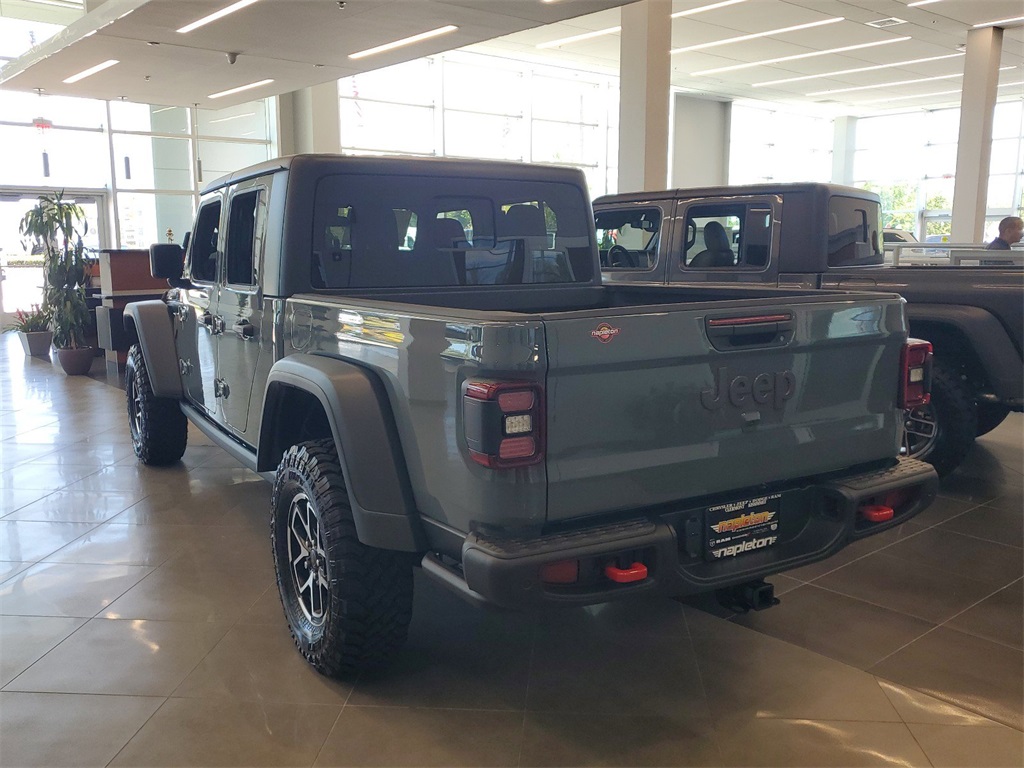 2024 Jeep Gladiator Rubicon 5