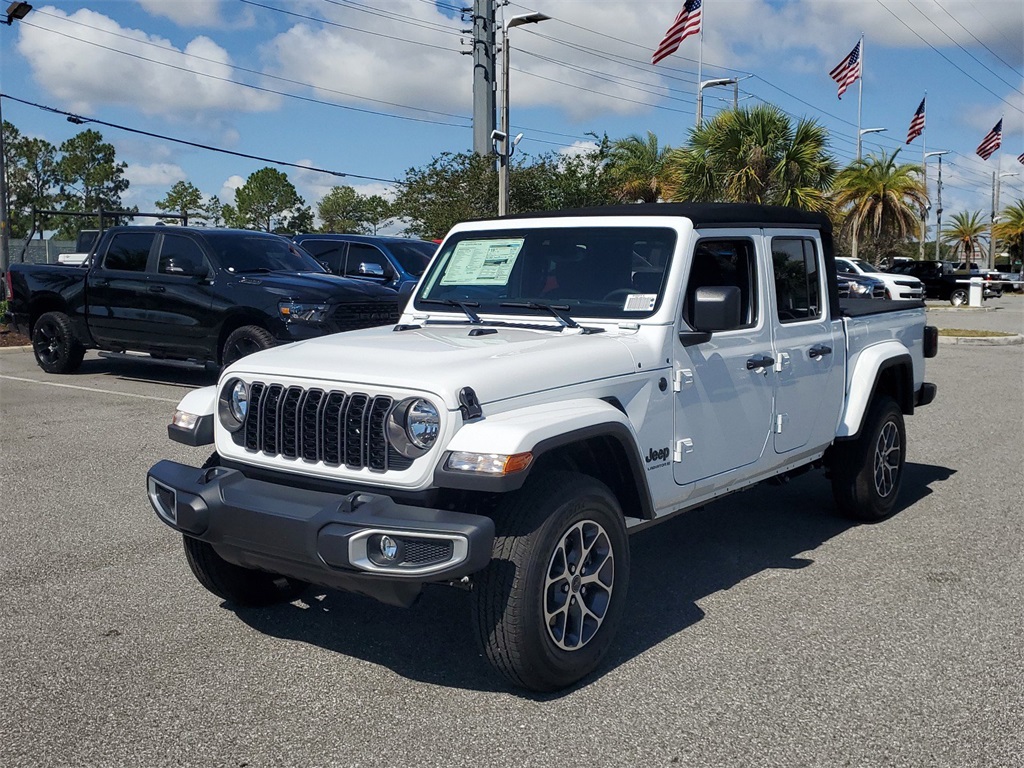 2024 Jeep Gladiator Sport 3