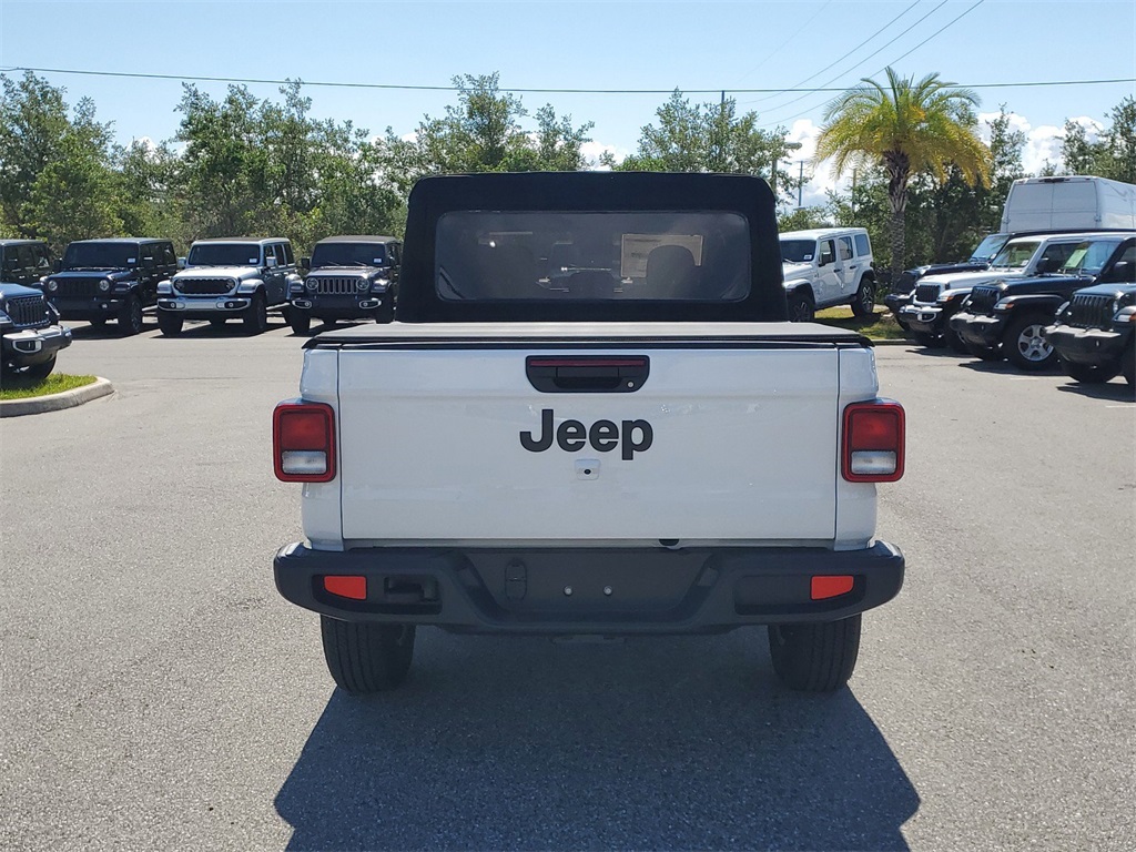 2024 Jeep Gladiator Sport 7