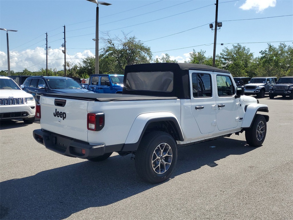 2024 Jeep Gladiator Sport 9