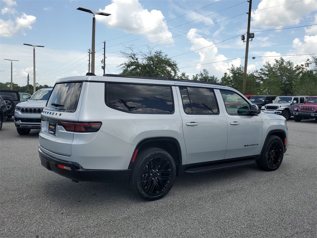 2024 Jeep Wagoneer L Series II 9