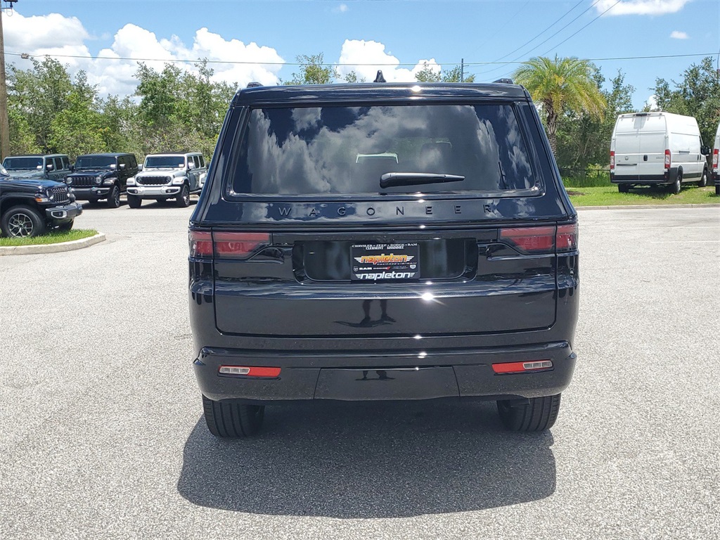 2024 Jeep Wagoneer Series II 7