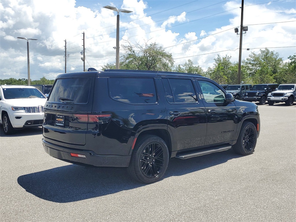 2024 Jeep Wagoneer Series II 8