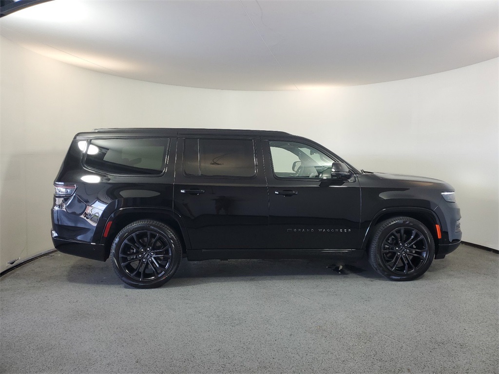 2024 Jeep Grand Wagoneer Series III 10