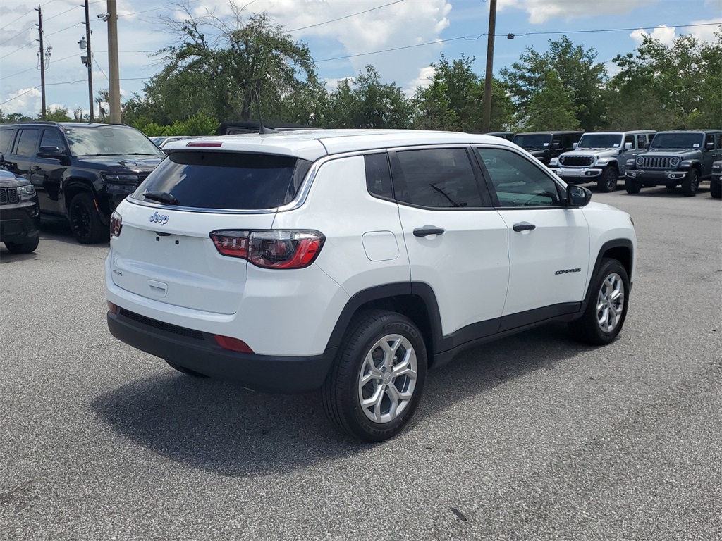 2024 Jeep Compass Sport 9