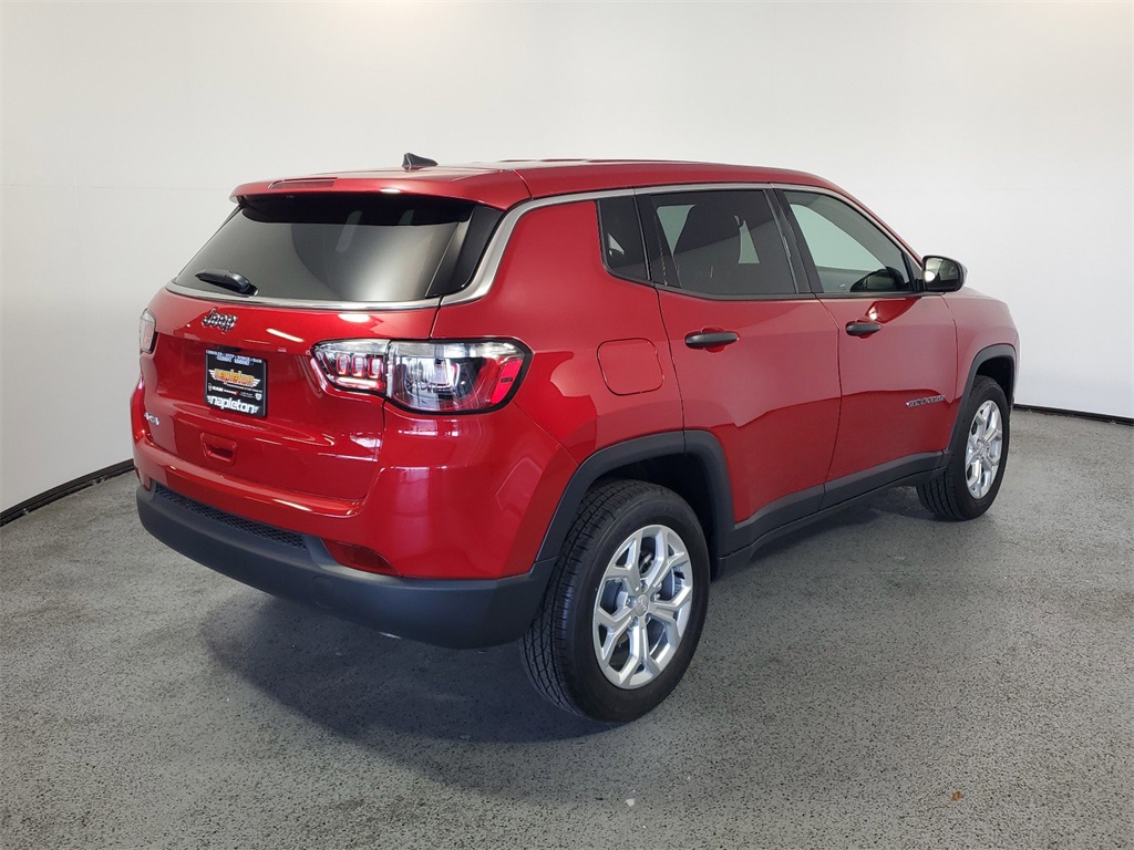 2024 Jeep Compass Sport 8