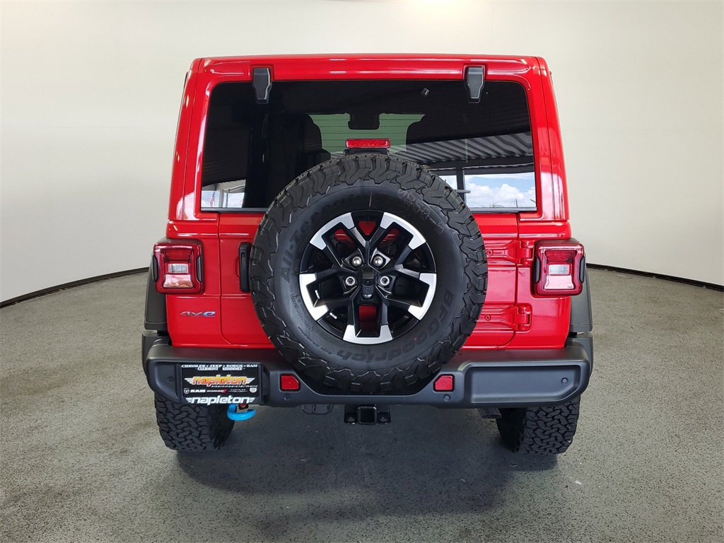 2024 Jeep Wrangler Rubicon 4xe 7