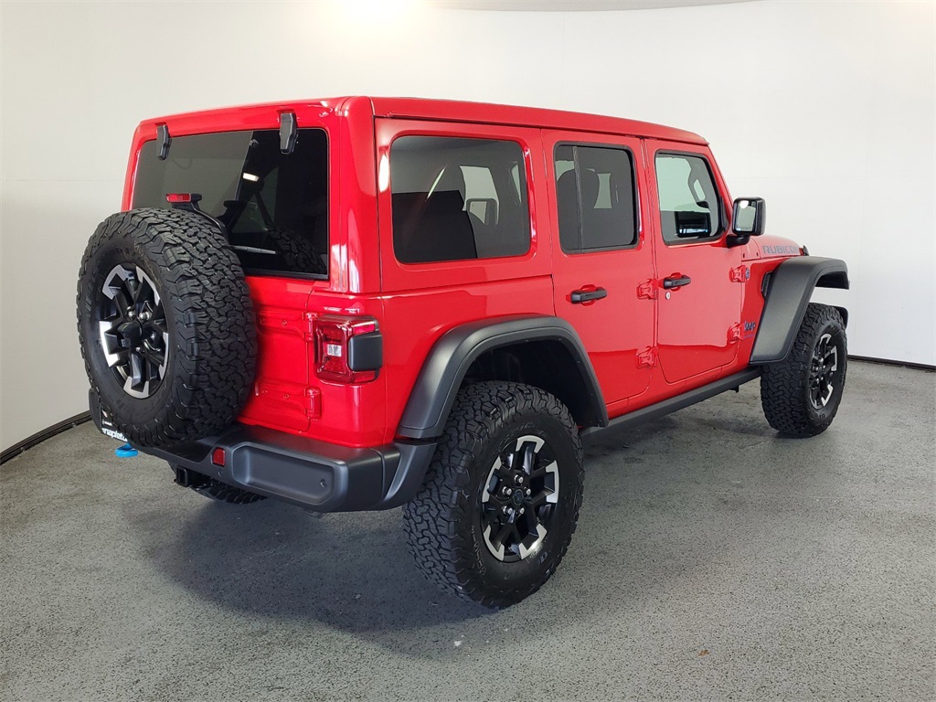 2024 Jeep Wrangler Rubicon 4xe 8