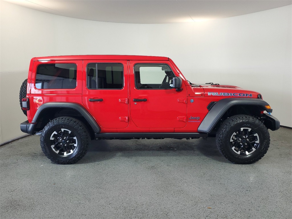 2024 Jeep Wrangler Rubicon 4xe 9