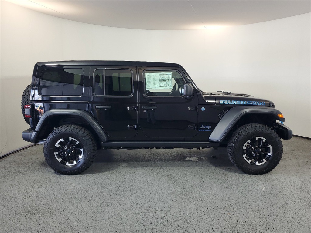 2024 Jeep Wrangler Rubicon 4xe 9