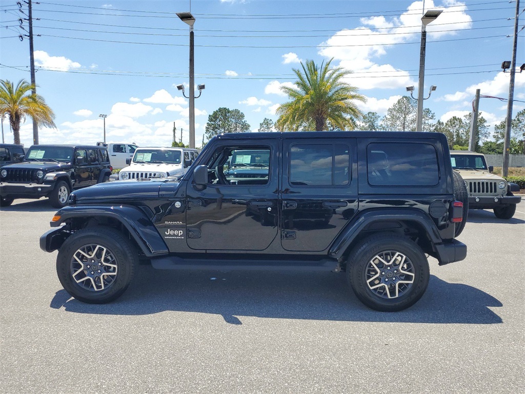 2024 Jeep Wrangler Sahara 5