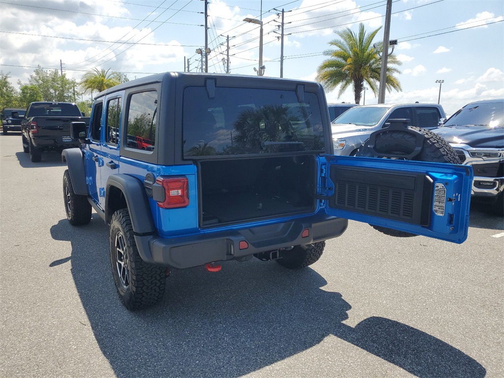 2024 Jeep Wrangler Rubicon 8