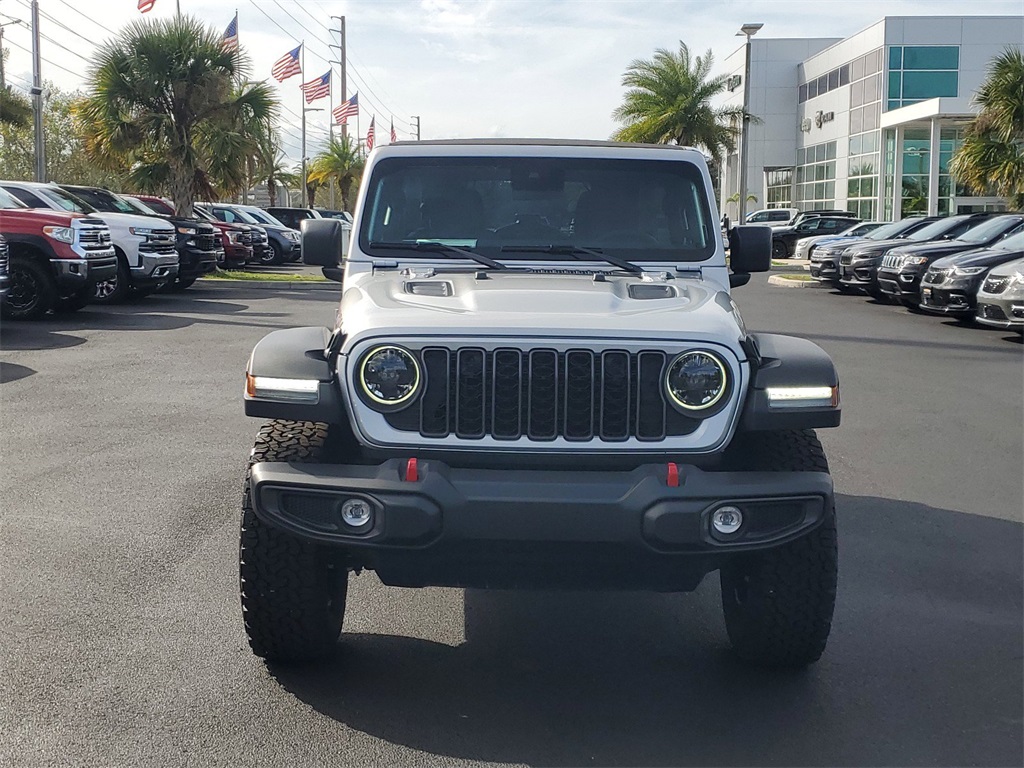 2024 Jeep Wrangler Rubicon 2