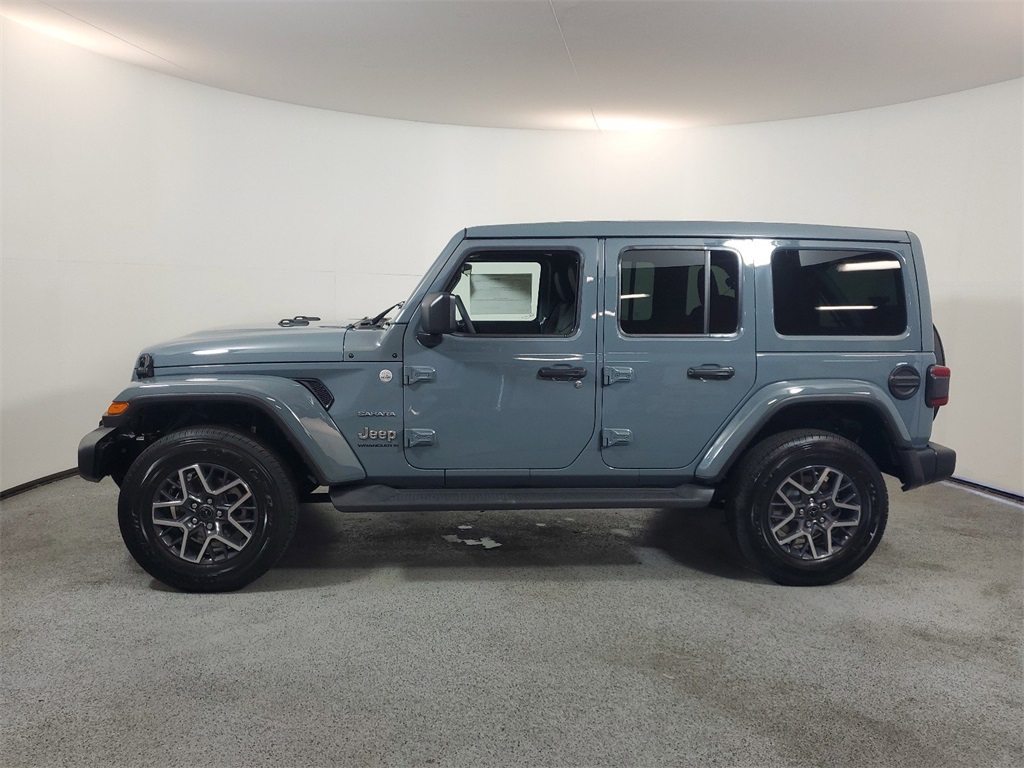 2024 Jeep Wrangler Sahara 4