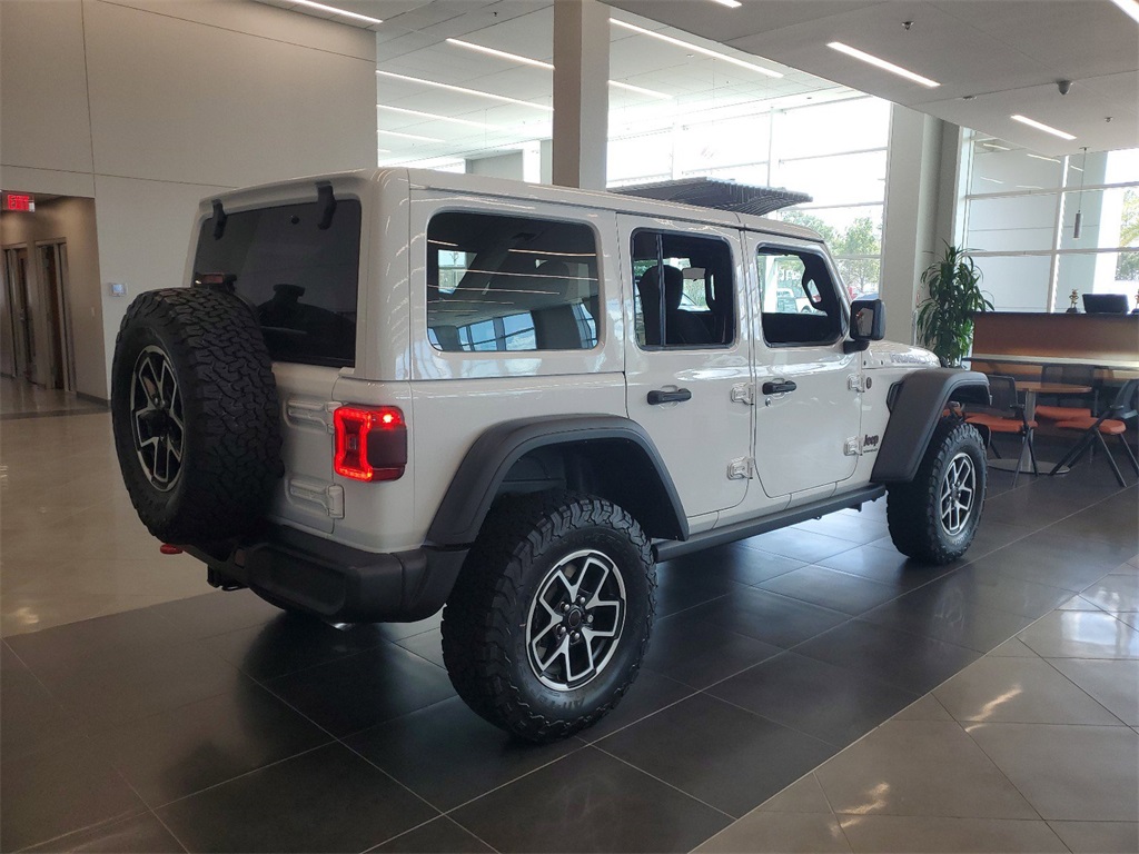 2024 Jeep Wrangler Rubicon 8