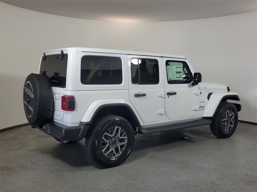 2024 Jeep Wrangler Sahara 7