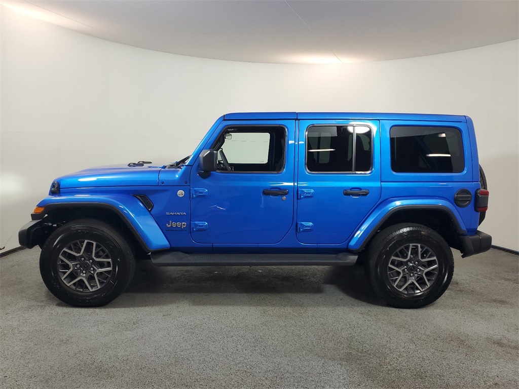 2024 Jeep Wrangler Sahara 4