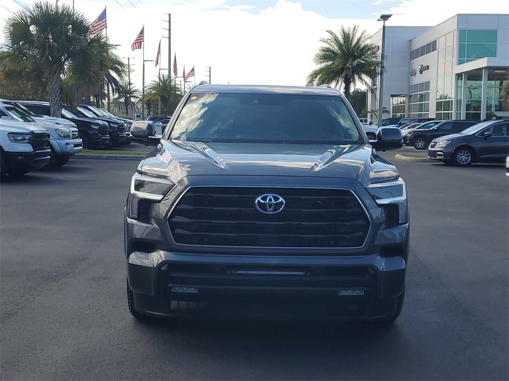 2024 Toyota Sequoia SR5 2