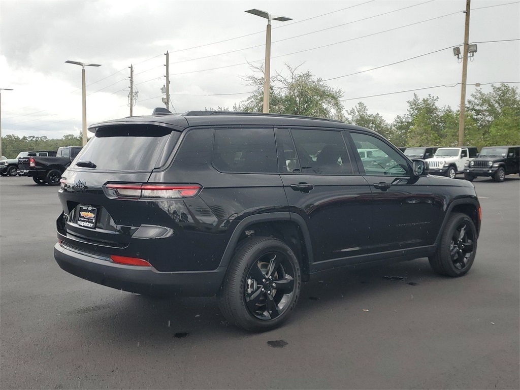 2025 Jeep Grand Cherokee L Altitude X 9