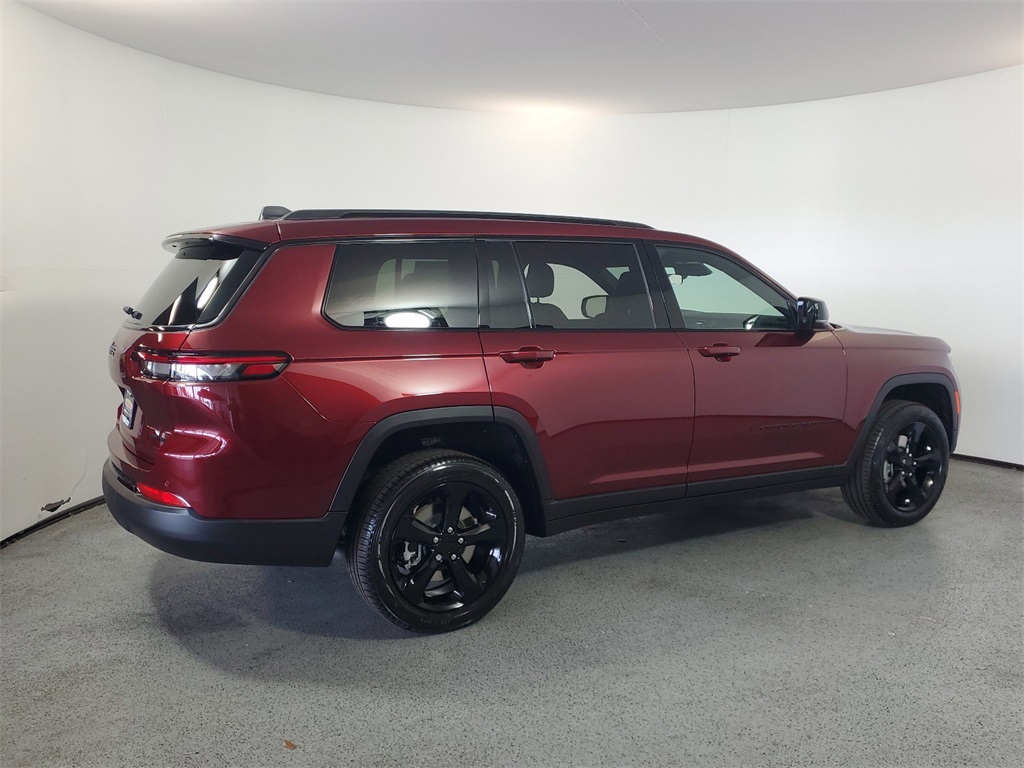 2025 Jeep Grand Cherokee L Limited 8