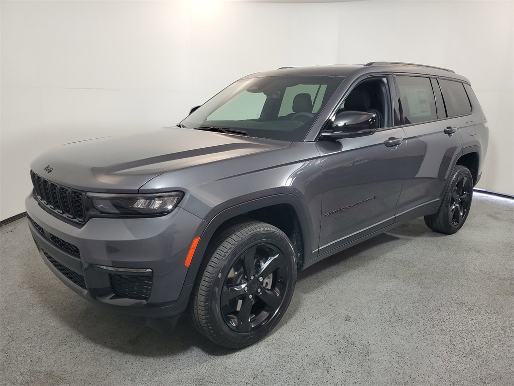 2025 Jeep Grand Cherokee L Limited 3