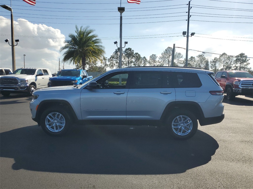 2025 Jeep Grand Cherokee L Laredo 4