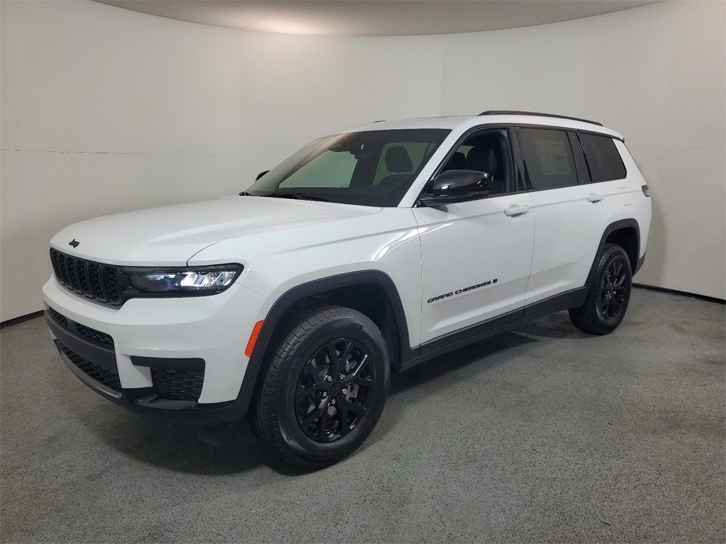 2025 Jeep Grand Cherokee L Altitude X 3