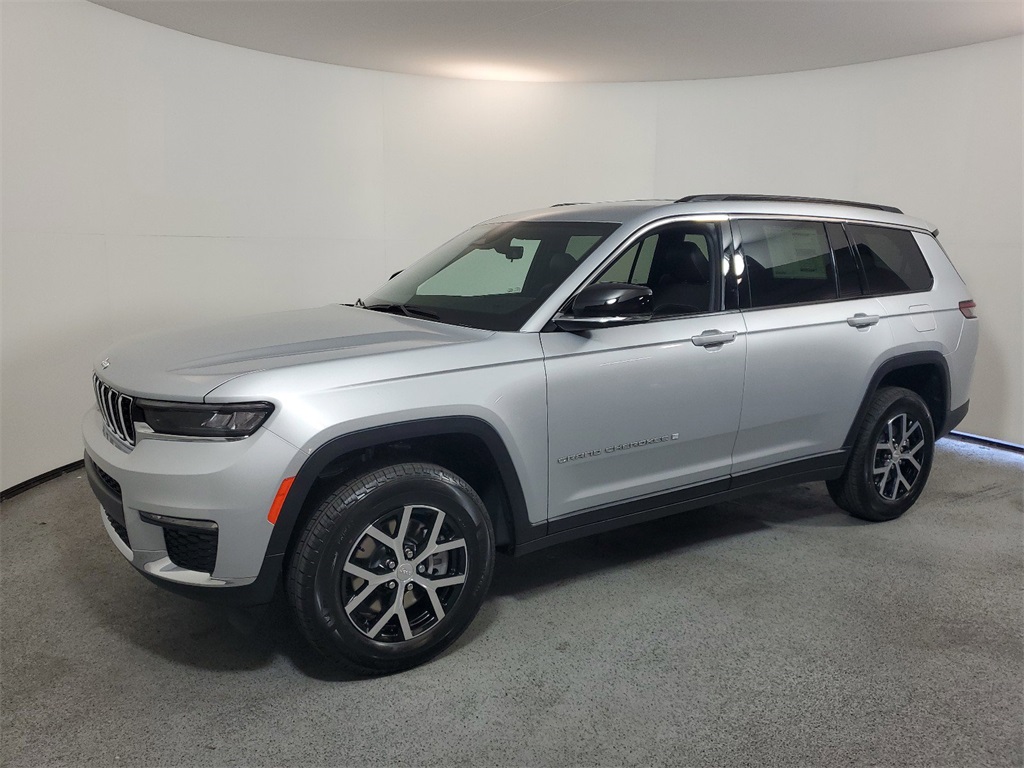 2025 Jeep Grand Cherokee L Limited 3