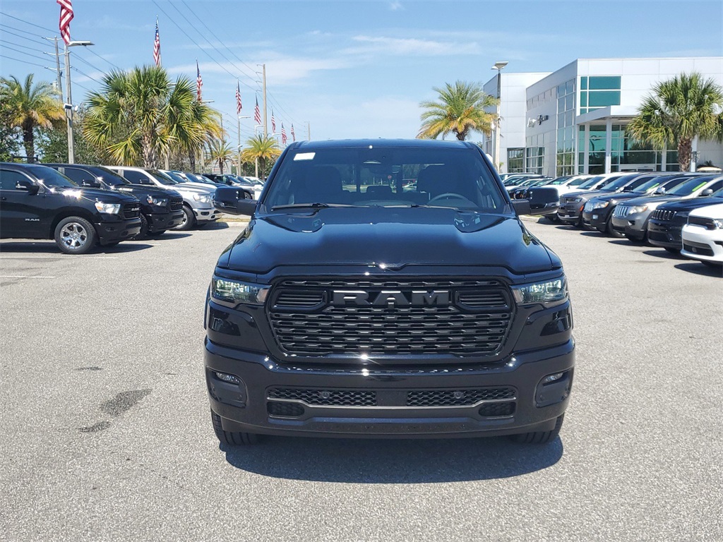 2025 Ram 1500 Big Horn/Lone Star 2