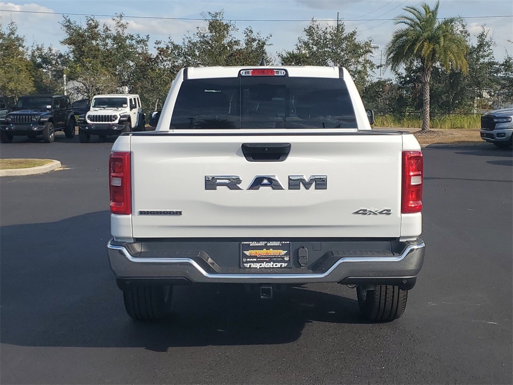 2025 Ram 1500 Big Horn/Lone Star 6