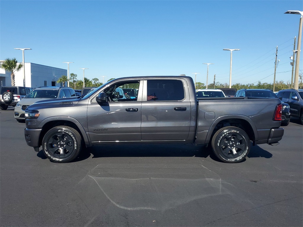 2025 Ram 1500 Big Horn/Lone Star 4