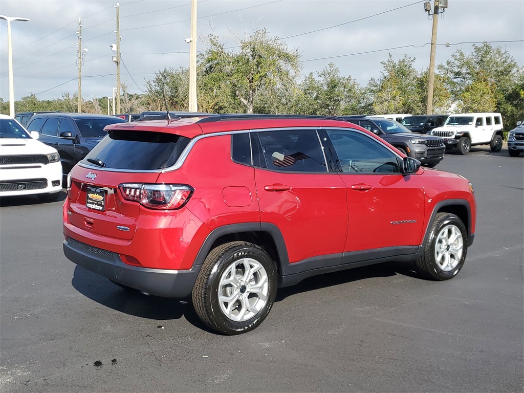 2025 Jeep Compass Latitude 8