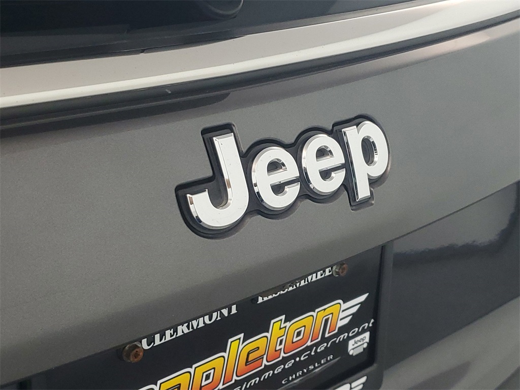 2022 Jeep Compass Latitude 8