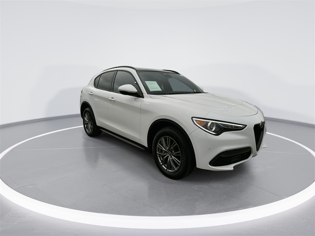 2022 Alfa Romeo Stelvio Sprint 2