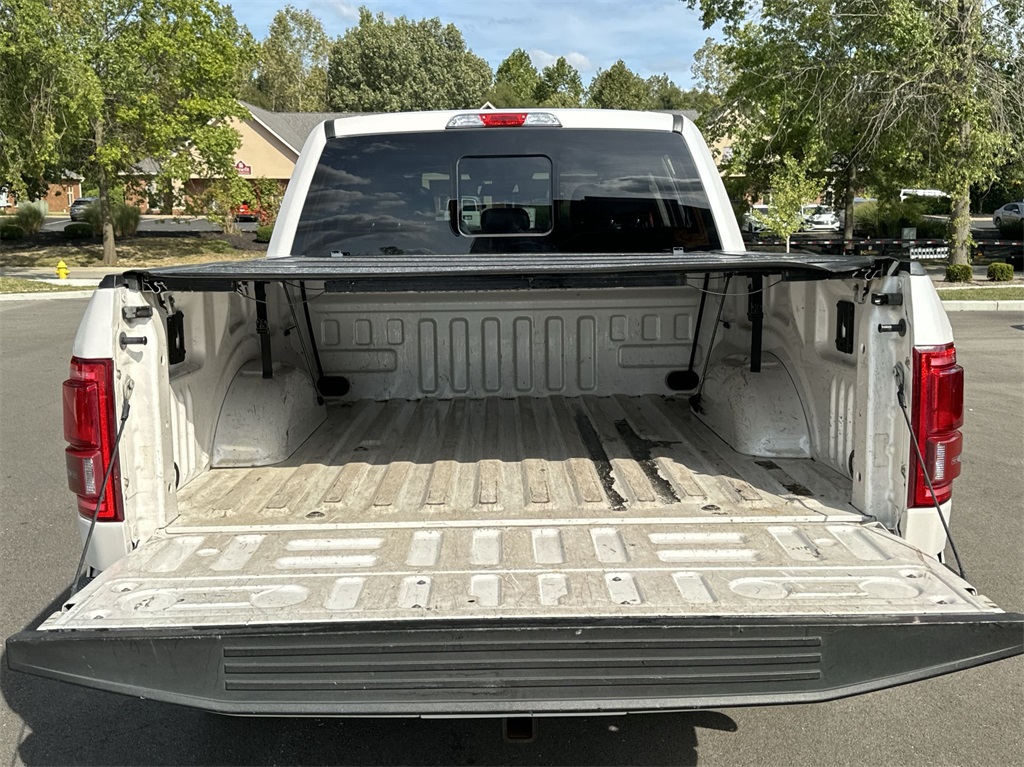 2016 Ford F-150 Lariat 34