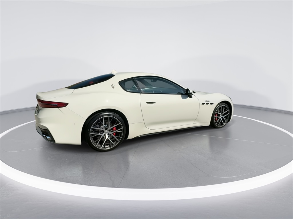 2024 Maserati GranTurismo Trofeo 10