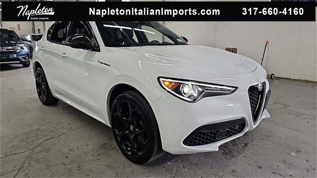 2023 Alfa Romeo Stelvio Ti Sport 1