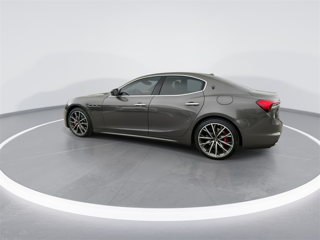 2023 Maserati Ghibli Modena Q4 6